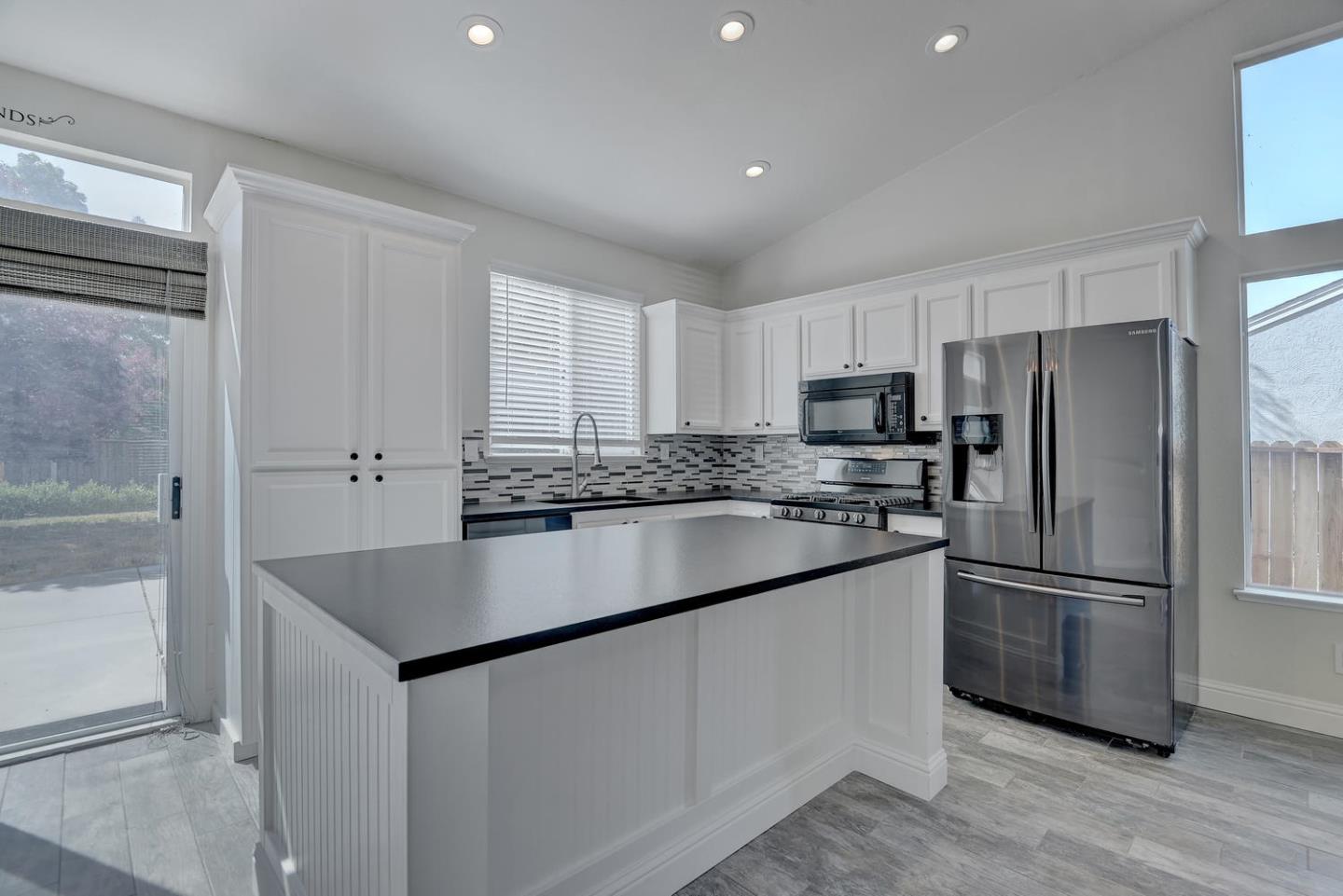 1113 Deerpark Road Oakley, CA 94561 - Photo 7 of 25