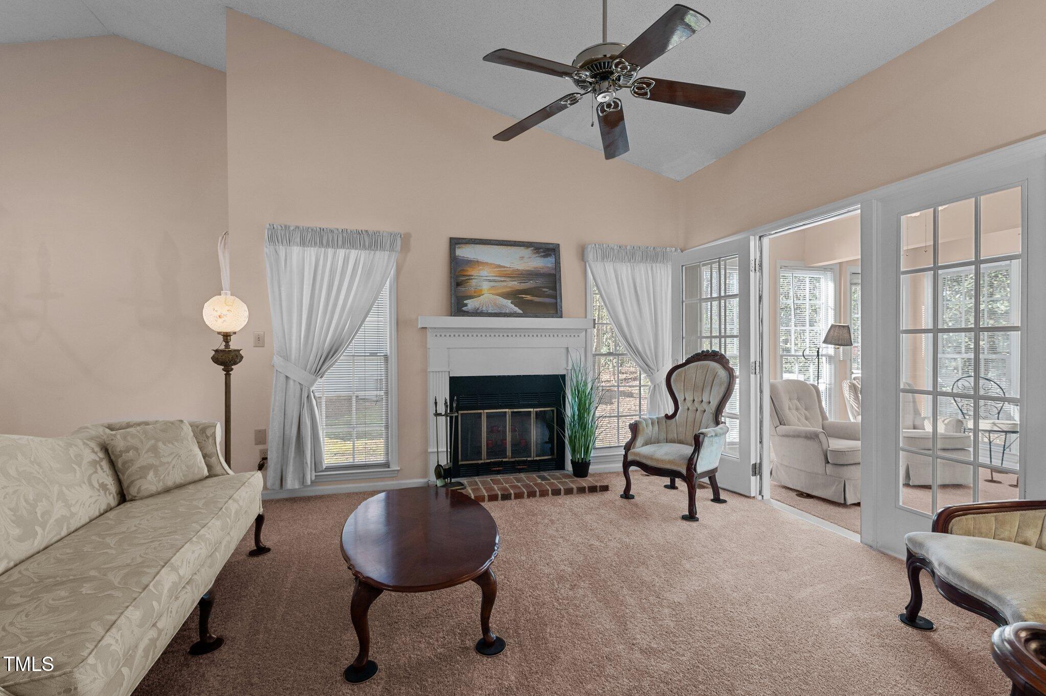 1101 Esher Court Raleigh, NC 27609 - Photo 3 of 15 24-web-or-mls-DSC_9516