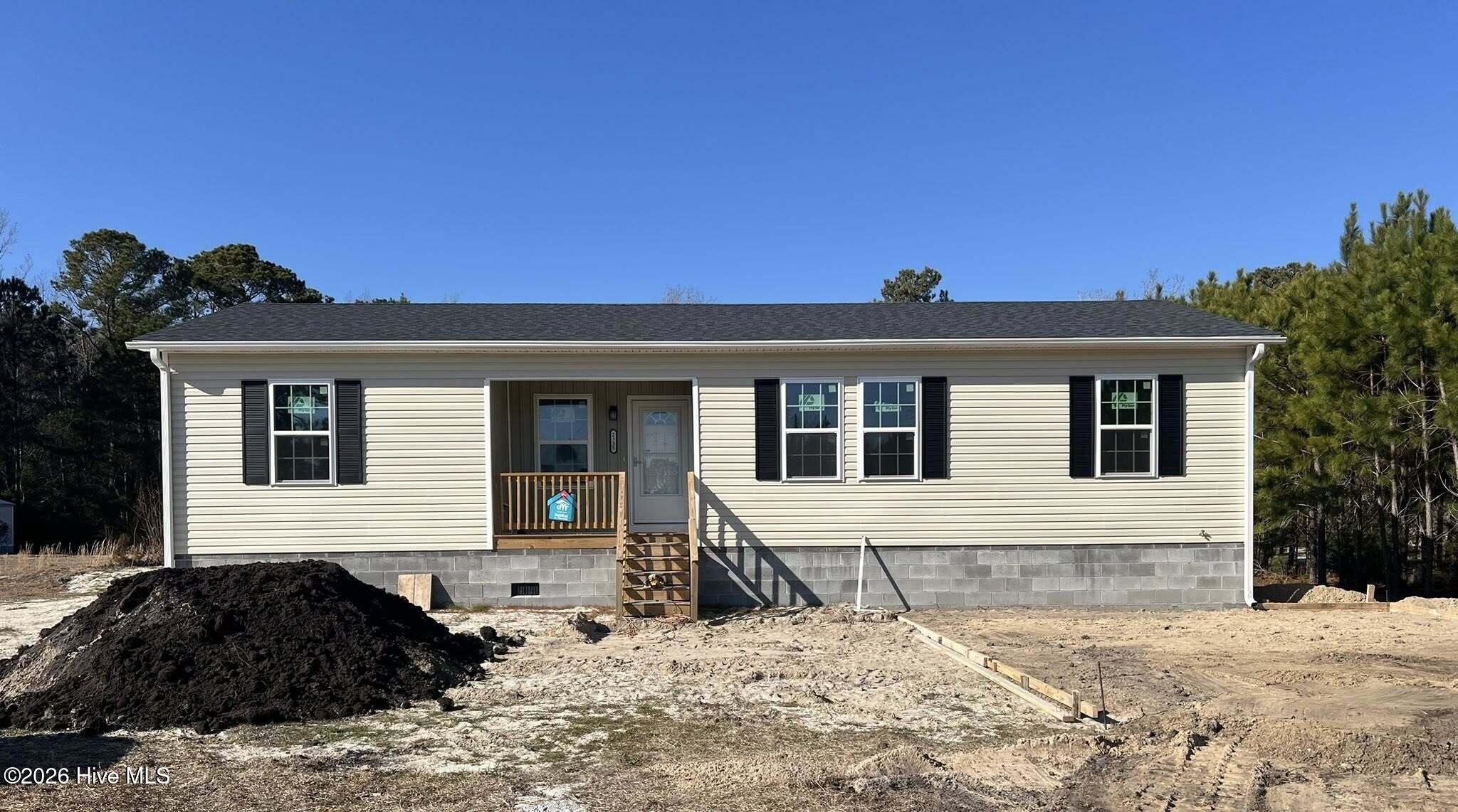 2335 Mill Creek Road Newport, NC 28570 - Photo 3 of 11 640153837_1221709999943277_1331906923298