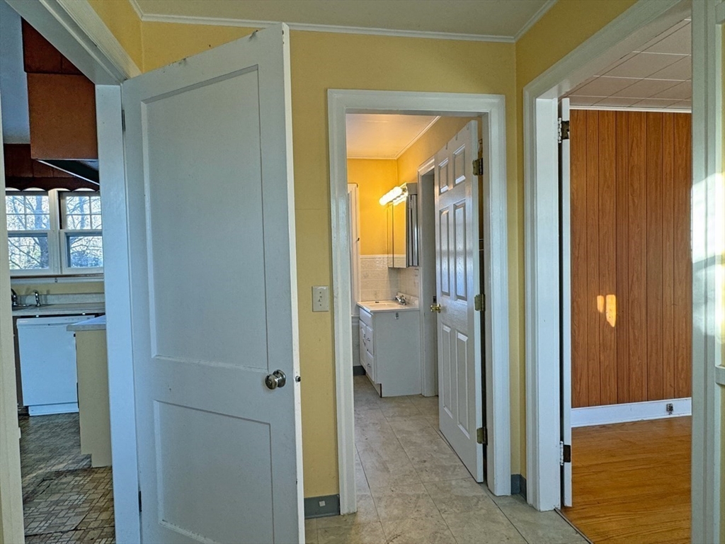 41 West Mountain Road Bernardston, MA 01337 - Photo 12 of 36 Gallery Image 12