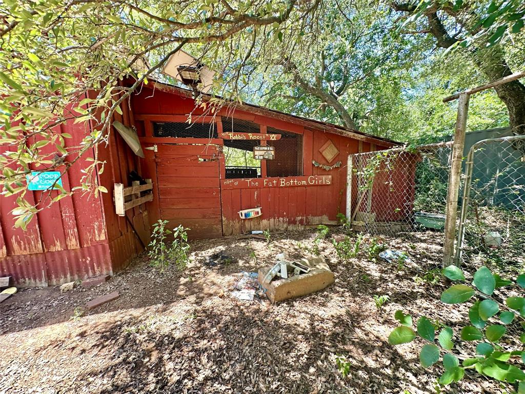423 Strawn Road Ranger, TX 76470 - Photo 18 of 20