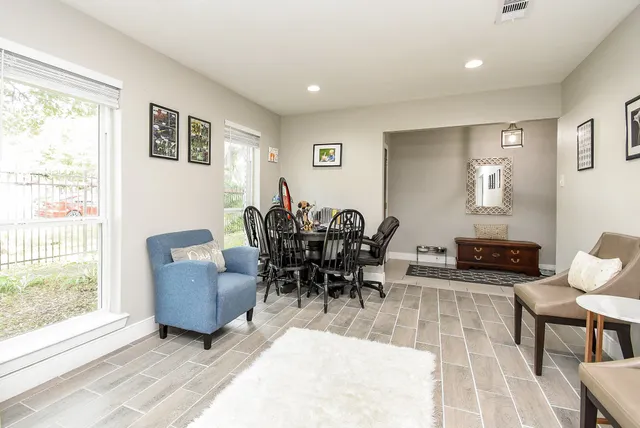 $3,000 | 9235 Pecos Street, Houston, TX 77055