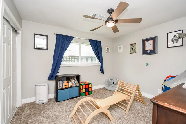 $3,000 | 9235 Pecos Street, Houston, TX 77055