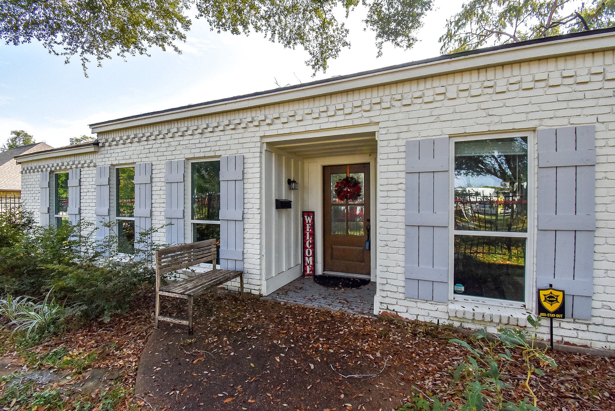 9235 Pecos Street Houston, TX 77055 - Photo 4 of 49