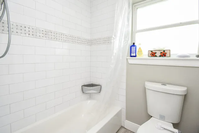 $3,000 | 9235 Pecos Street, Houston, TX 77055