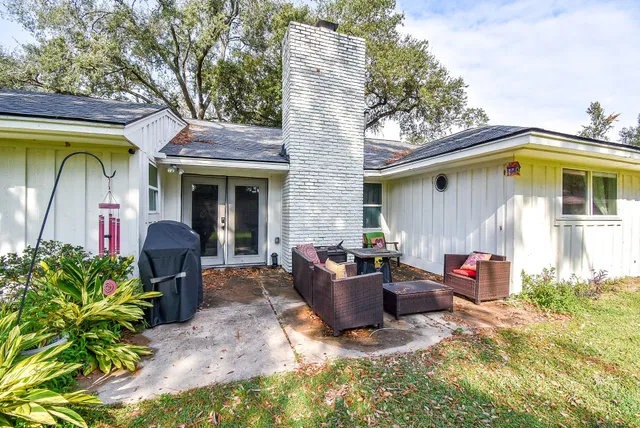 $3,000 | 9235 Pecos Street, Houston, TX 77055