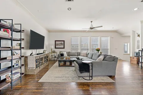 $565,000 | 1922 Euclid Avenue, Unit B, Dallas, TX 75206