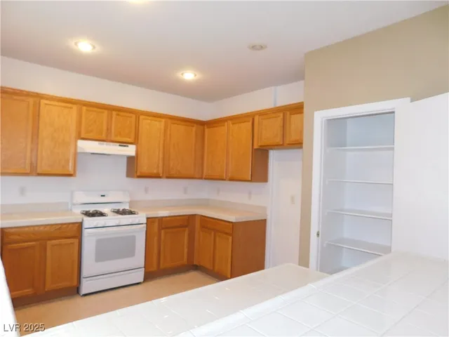 $2,190 | 9587 Magnificent Avenue, Las Vegas, NV 89148