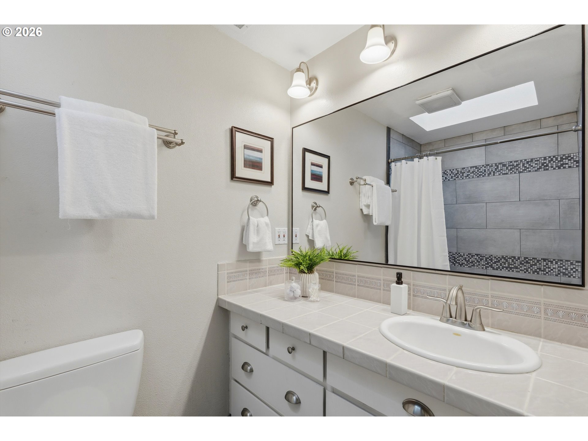 12870 Southwest 20th Court Beaverton, OR 97008 - Photo 33 of 45