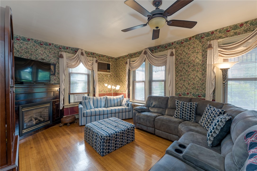 399 South Main Street Woonsocket, RI 02895 - Photo 2 of 17