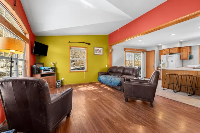 $279,900 | N2286 County Rd U, Plum City, WI 54761