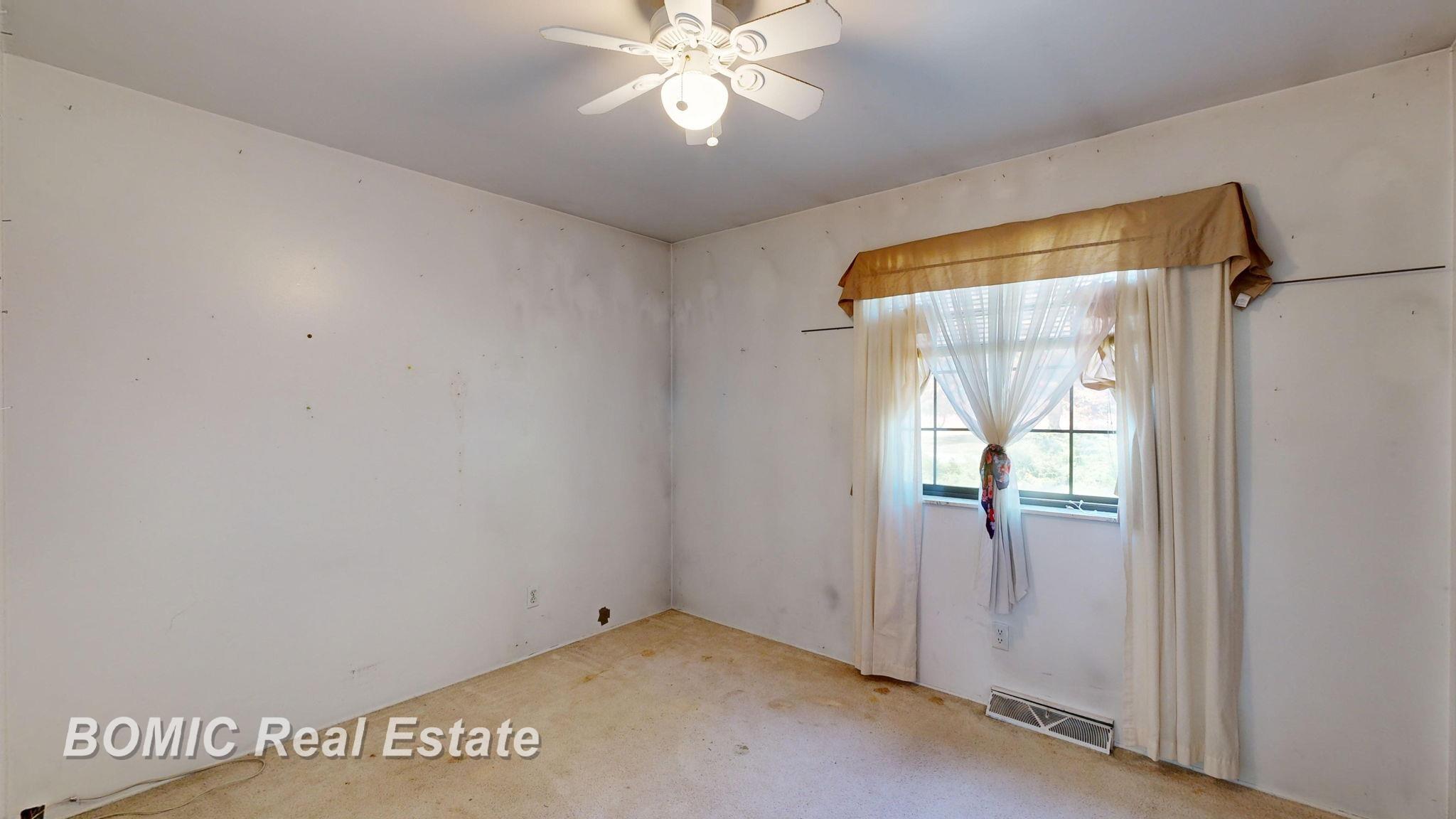 5027 West Willard Road Birch Run, MI 48415 - Photo 19 of 44 50157101-da298730-883a-45cd-b3be-59b5761701aa.JPG