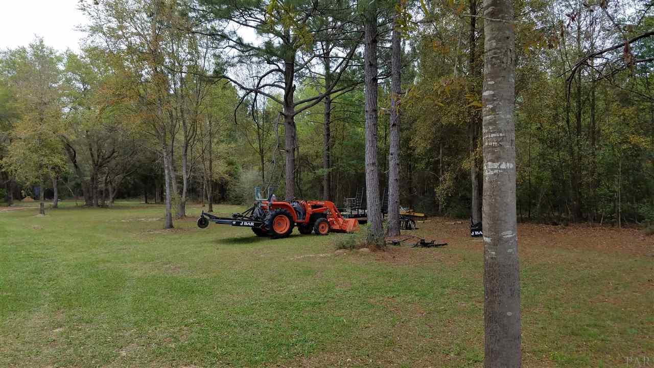 9226 Hay Meadow Road Milton, FL 32583 - Photo 6 of 24 Gallery Image 6
