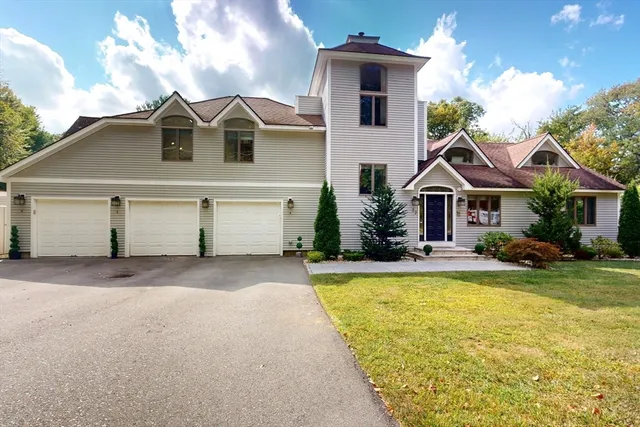 $1,785,000 | 22 Old Cambridge Turnpike, Lincoln, MA 01773