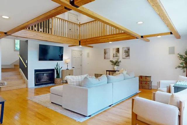 $1,785,000 | 22 Old Cambridge Turnpike, Lincoln, MA 01773