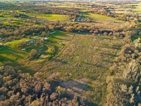 $220,000 | 9911 Zion Hill Road, Poolville, TX 76487