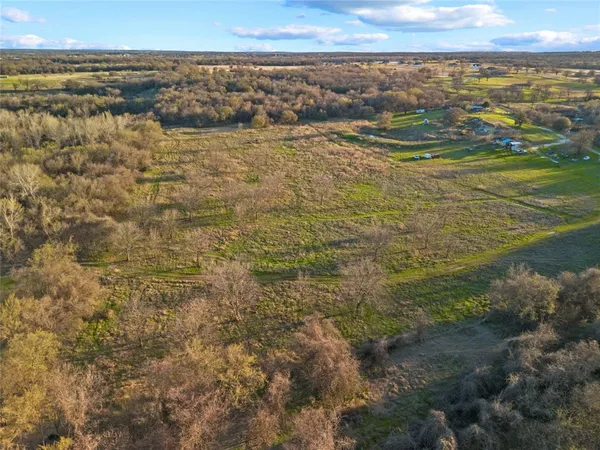 $220,000 | 9911 Zion Hill Road, Poolville, TX 76487