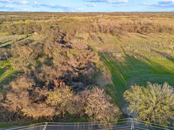 $220,000 | 9911 Zion Hill Road, Poolville, TX 76487