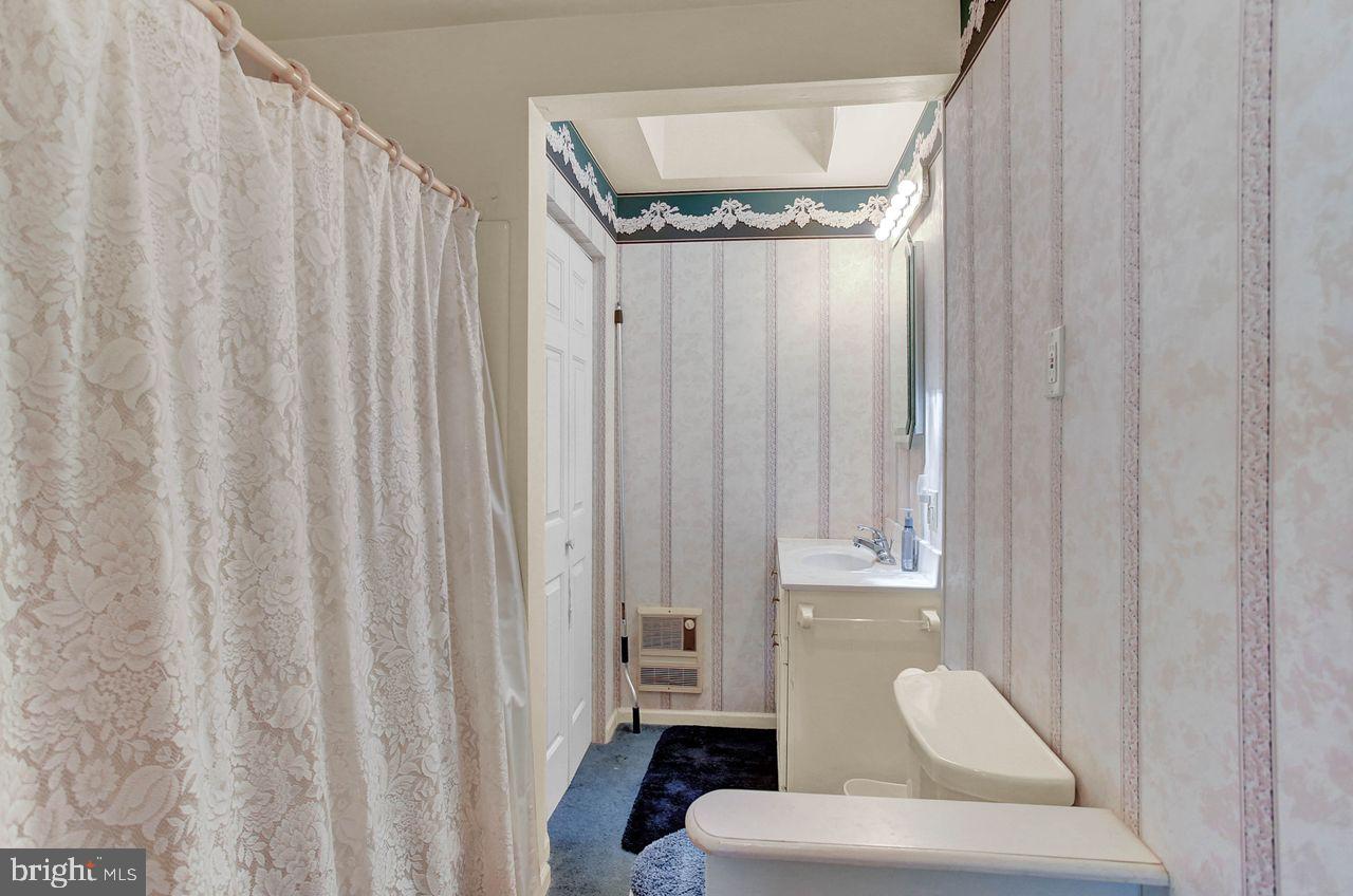 308 Greystone Road York, PA 17402 - Photo 22 of 40 Gallery Image 22
