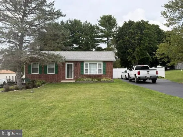 $370,000 | 1629 St Paul Street, Hampstead, MD 21074