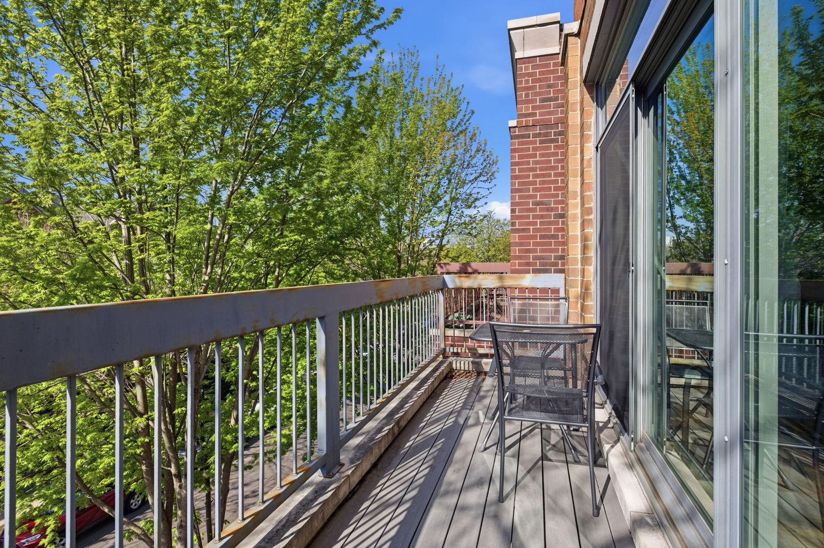 1418 West Fillmore Street, Unit 3W Chicago, IL 60607 - Photo 3 of 25 Gallery Image 3