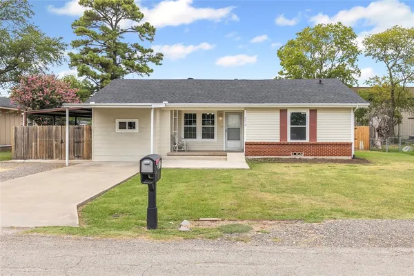 $239,900 | 2812 Albert Street, Greenville, TX 75401