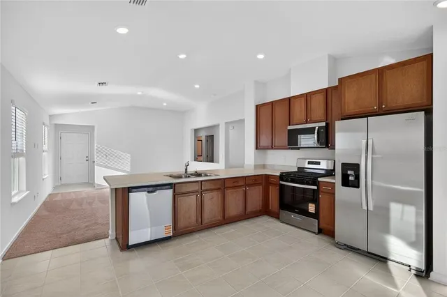 $1,950 | 33 Somerset Avenue, Palm Coast, FL 32137