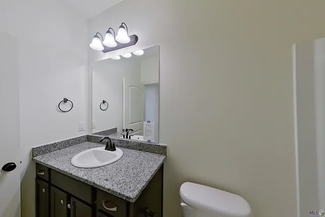 $1,740 | 105 Teddy Lane, Lafayette, LA 70507