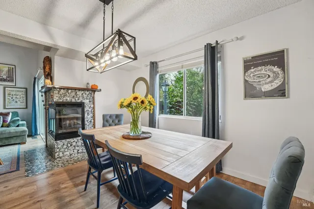 $595,000 | 31 Regents Circle, Rohnert Park, CA 94928