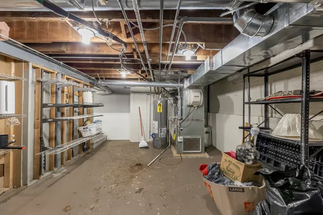 $300,000 | 923 Manchester Avenue, Westchester, IL 60154