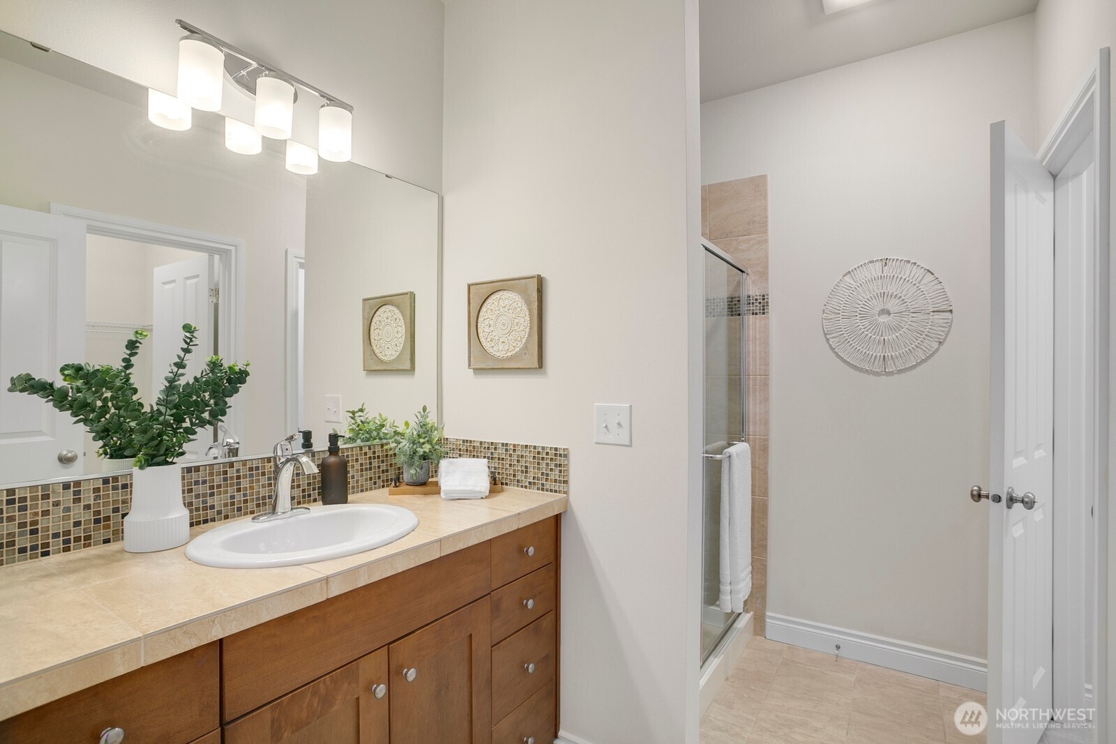 16302 Southeast 140th Street Renton, WA 98059 - Photo 16 of 32 Gallery Image 16