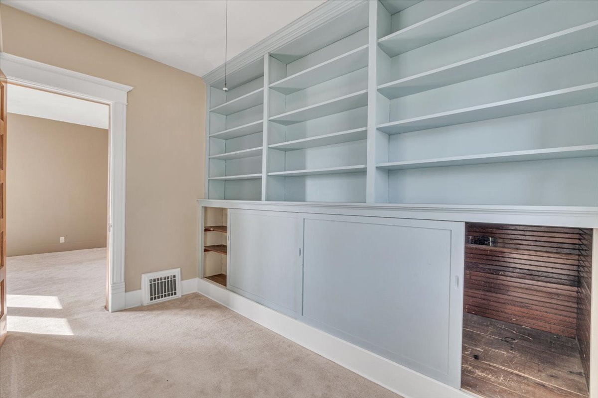 304 Walnut Street New Windsor, IL 61465 - Photo 15 of 44