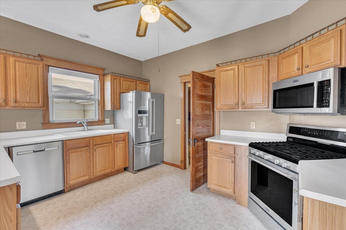 304 Walnut Street New Windsor, IL 61465 - Photo 24 of 44