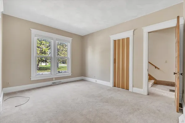 $168,000 | 304 Walnut Street, New Windsor, IL 61465