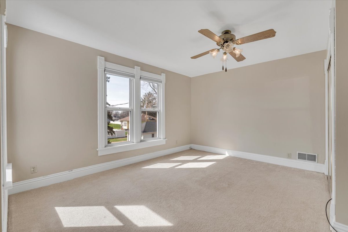 304 Walnut Street New Windsor, IL 61465 - Photo 40 of 44