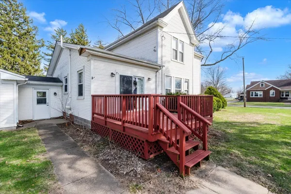 $168,000 | 304 Walnut Street, New Windsor, IL 61465