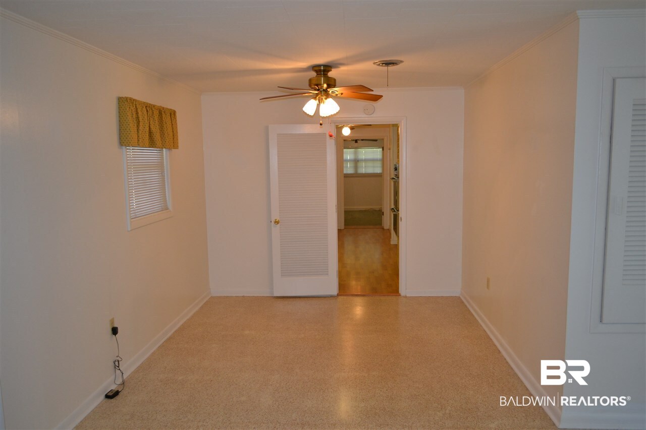 1525 North Alston Street Foley, AL 36535 - Photo 4 of 26 Home also has separate dining room/den.