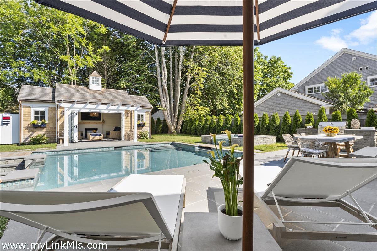 43 Peases Point Way South Edgartown, MA 02539 - Photo 6 of 52
