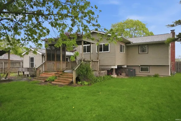 $249,900 | 1412 Berwick Lane, New Haven, IN 46774