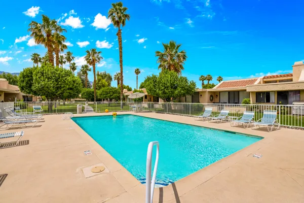 $375,000 | 68725 Calle Tolosa, Cathedral City, CA 92234