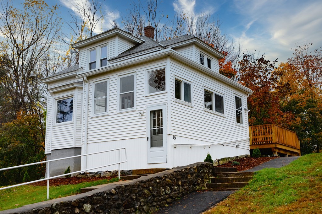 15 Draper Road Gardner, MA 01440 - Photo 1 of 29 Gallery Image 1
