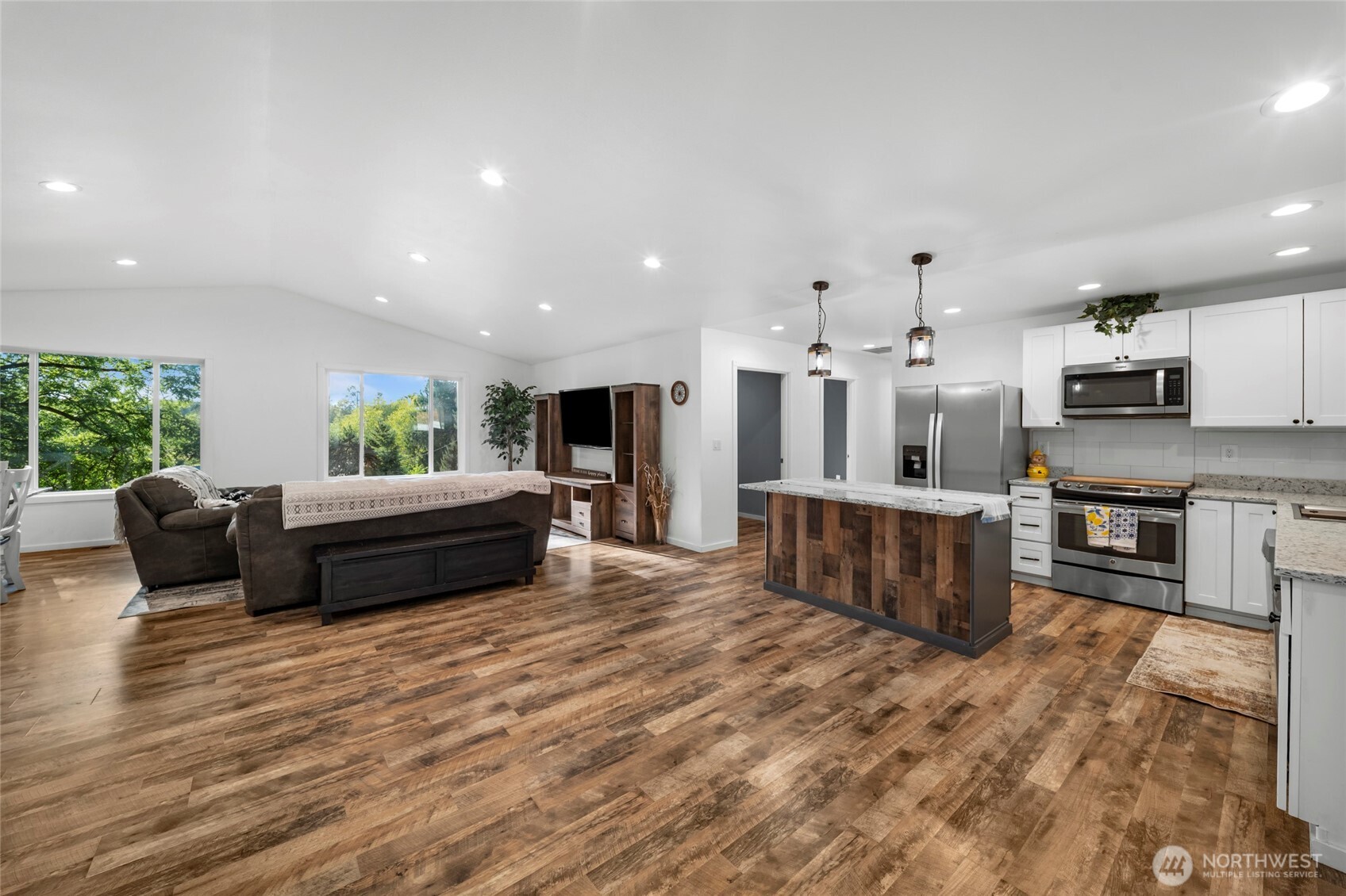 690 North Summit Road McCleary, WA 98557 - Photo 4 of 39 Gallery Image 4
