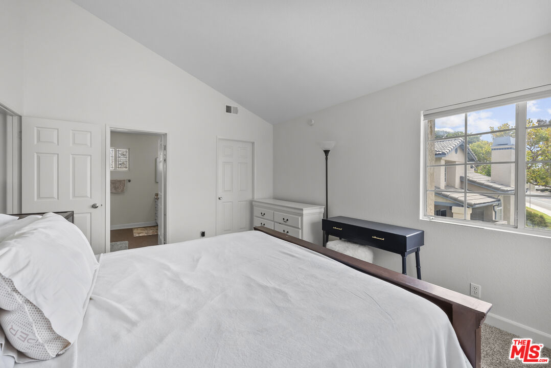 719 East Pleasant Valley Road Port Hueneme, CA 93041 - Photo 15 of 42
