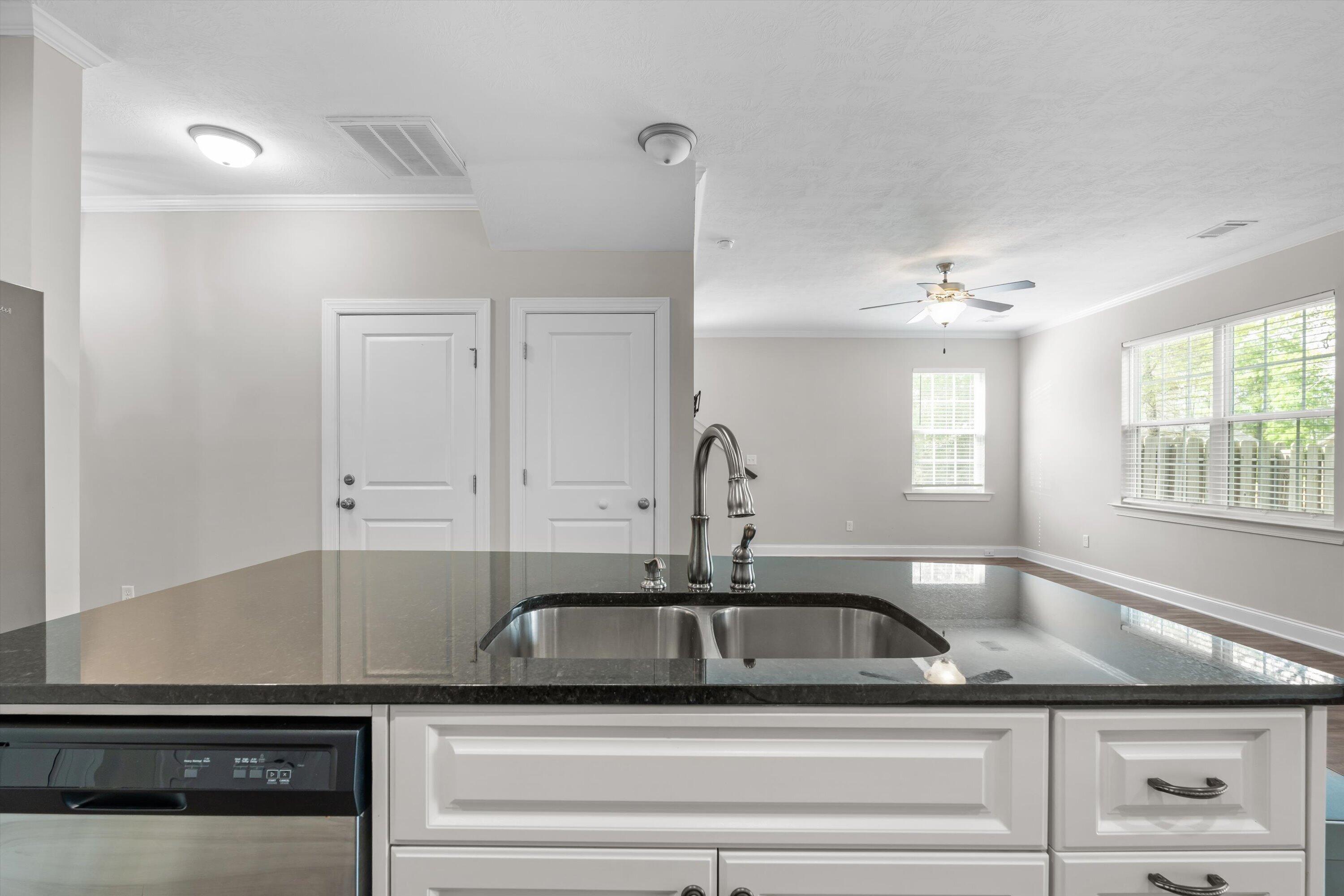 659 Aberdeen Circle Grovetown, GA 30813 - Photo 10 of 36 10-AIV09360