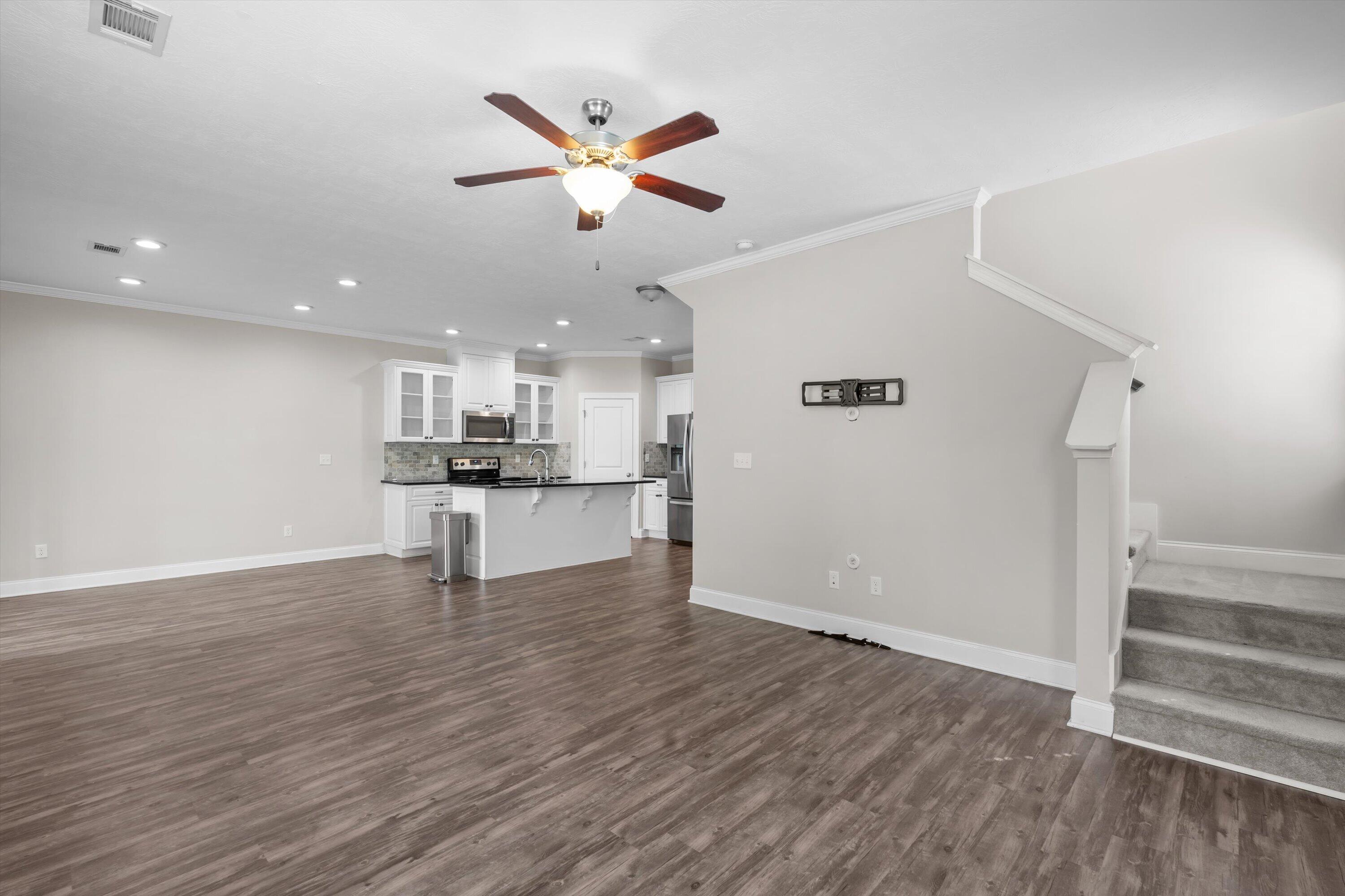 659 Aberdeen Circle Grovetown, GA 30813 - Photo 13 of 35 Living room