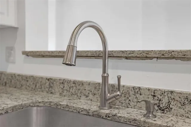 $280,000 | 3475 Oak Valley Road Northeast, Unit 650, Atlanta, GA 30326