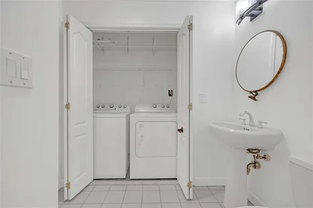 $280,000 | 3475 Oak Valley Road Northeast, Unit 650, Atlanta, GA 30326