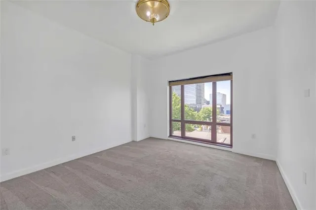 $280,000 | 3475 Oak Valley Road Northeast, Unit 650, Atlanta, GA 30326