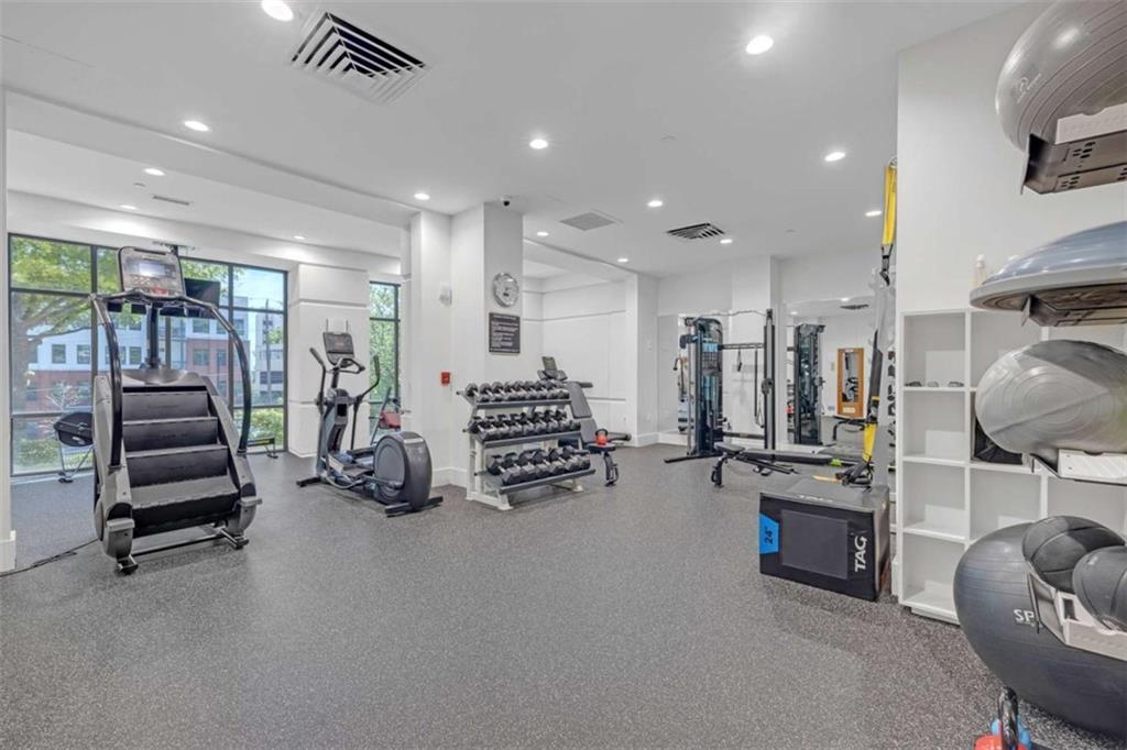 3475 Oak Valley Road Northeast, Unit 650 Atlanta, GA 30326 - Photo 5 of 21