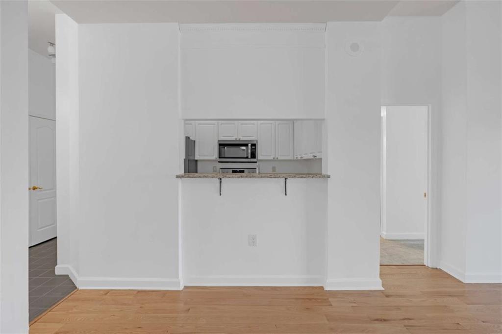 3475 Oak Valley Road Northeast, Unit 650 Atlanta, GA 30326 - Photo 10 of 21